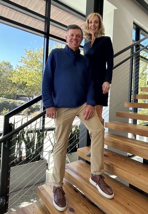 Photo of Bryan and Jennifer Fryar Photo of Bryan and Jennifer Fryar